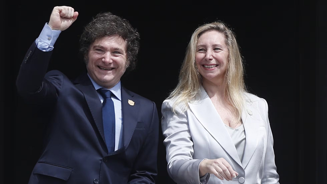 La Casa Rosada busca cerrar pactos con diez provincias para sostener la estrategia de Milei