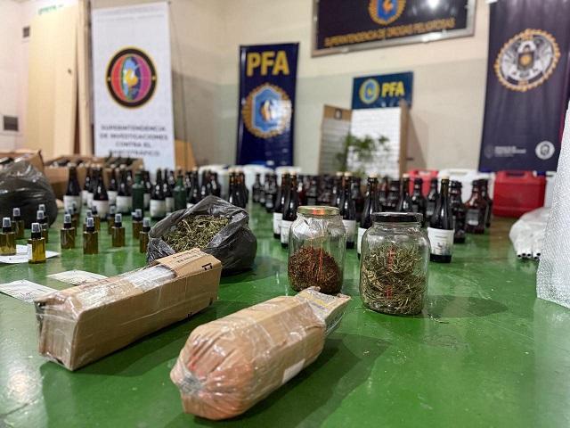 Desmantelan en CABA una organización que elaboraba y vendía bebidas con cannabis sin autorización