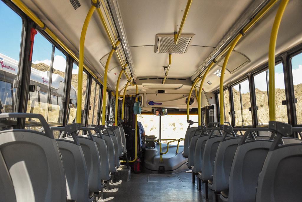 Un pasajero fue detenido tras una denuncia de abuso en un colectivo de Capital