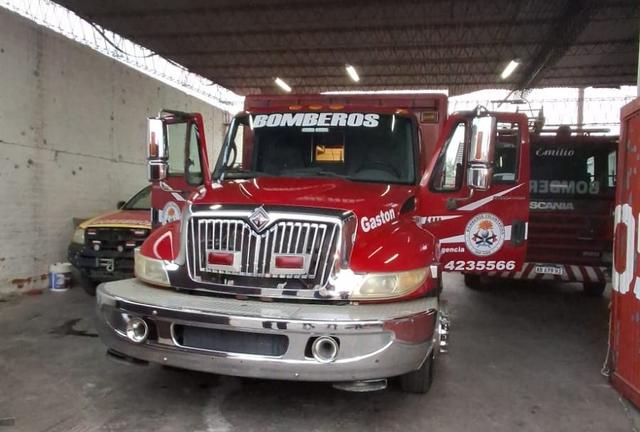 Chimbas incorporó una ambulancia donada desde Estados Unidos en el Día del Bombero Voluntario