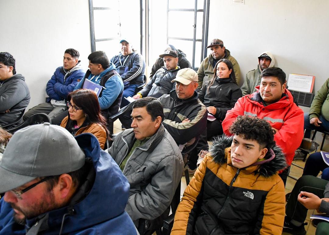 Jáchal puso en funcionamiento un curso para tractoristas y talleres de inserción laboral