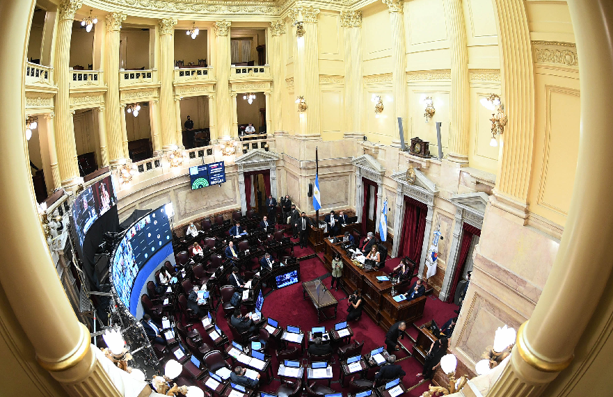 Impulsan un nuevo estatuto para periodistas con foco en la IA y el teletrabajo