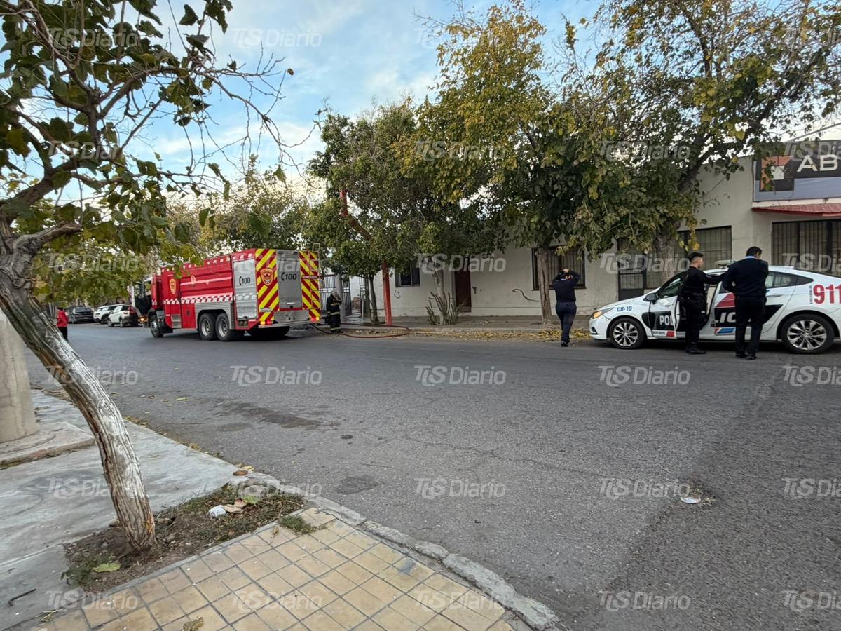 Un incendio alteró la tarde en pleno centro sanjuanino