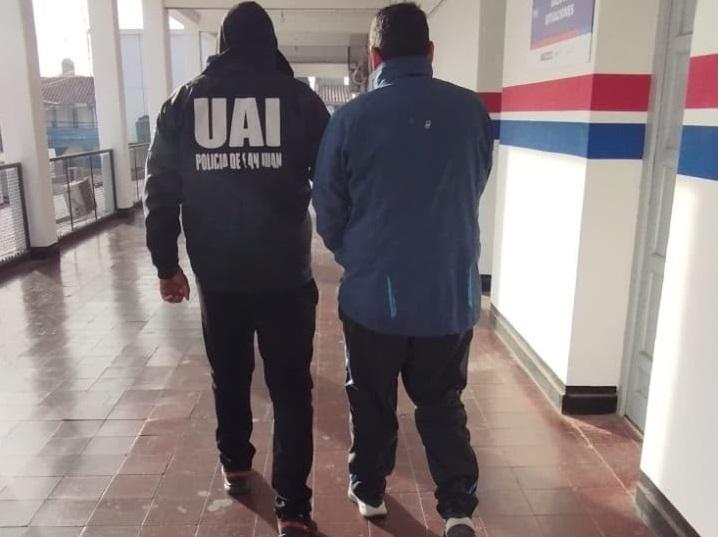Lo rastreaban por incumplir una salida y cayó oculto en Villa Ariza