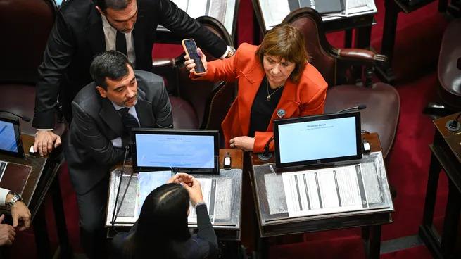 El Senado apura la ley de propiedad privada, pero en el oficialismo todavía cuentan los porotos