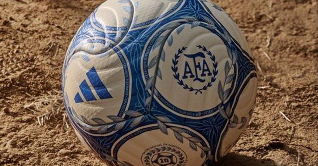 Presentan la Argentum Gambeta, la pelota que identificará al fútbol argentino