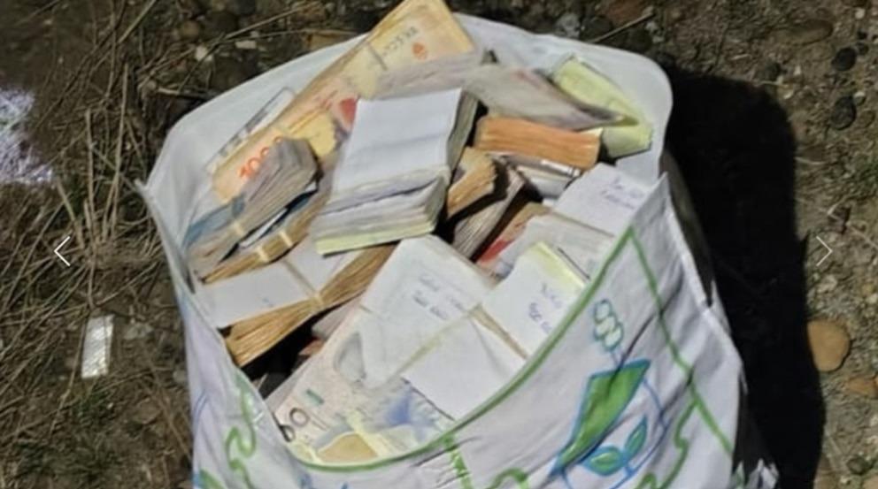 Interceptaron a un camionero en Chubut, lo hirieron y le robaron $43 millones