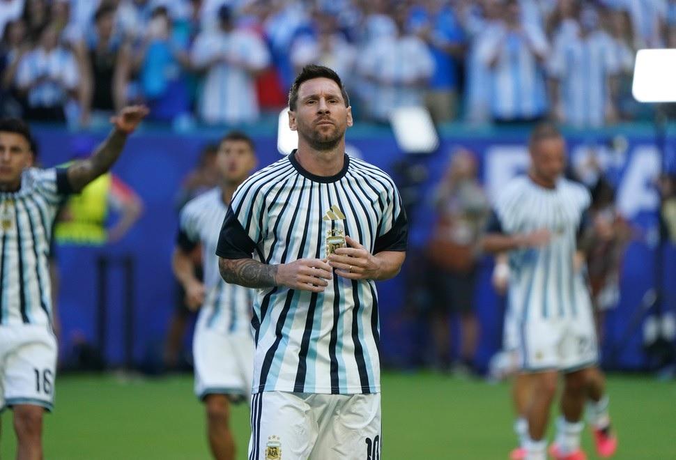 La Selección va por el pase frente a un Cabo Verde bien plantado