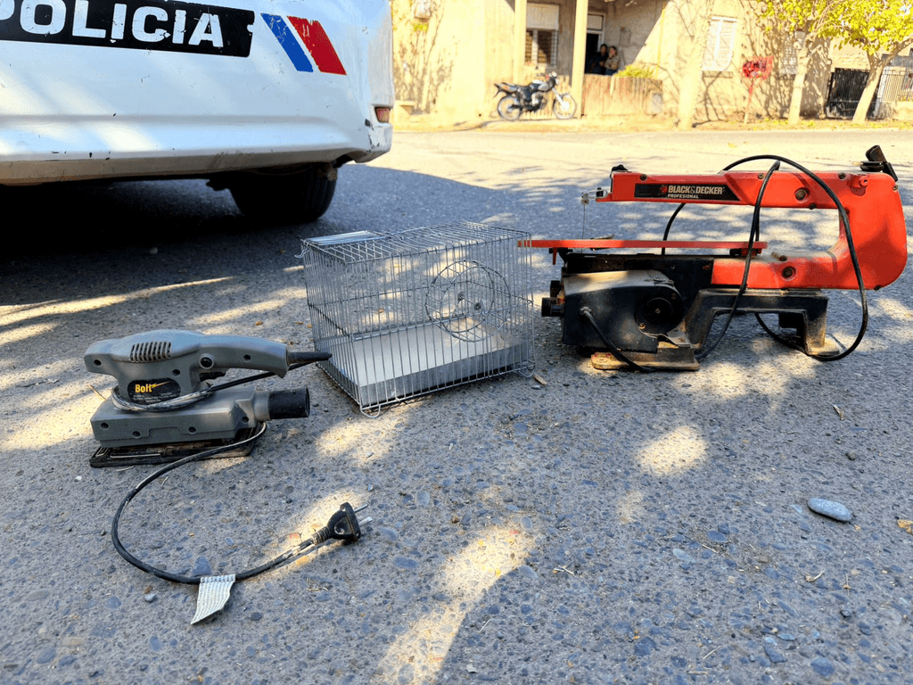 Un sospechoso fue reducido tras una seguidilla de movimientos raros en el René Favaloro