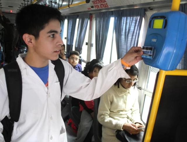 Problemas técnicos en SUBE afectaron el boleto escolar en San Juan