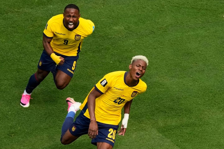 Ecuador sorprendió a Alemania, lo dio vuelta y se metió en octavos