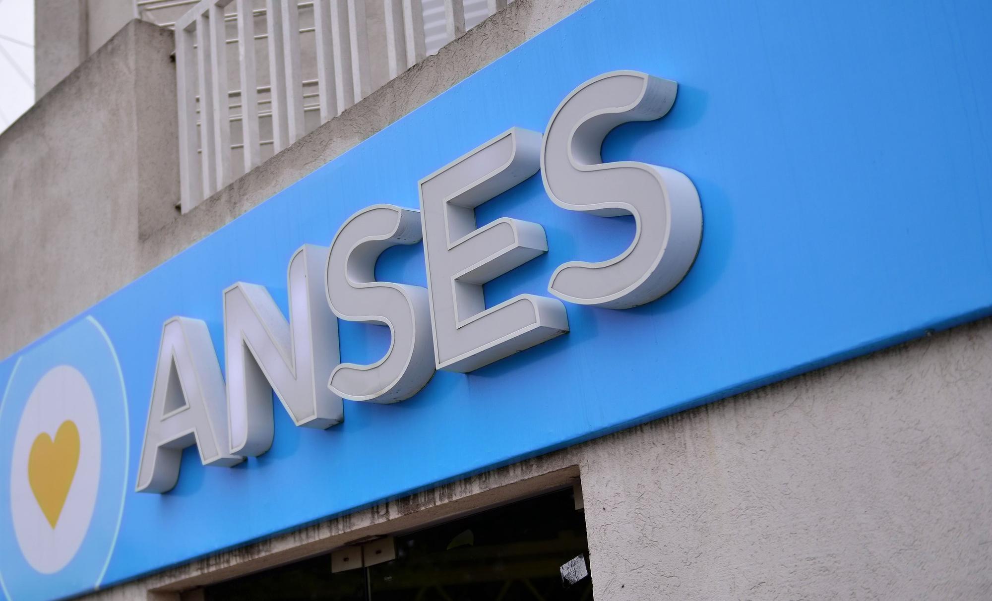 ANSES confirmó cuánto subirán jubilaciones y asignaciones desde julio