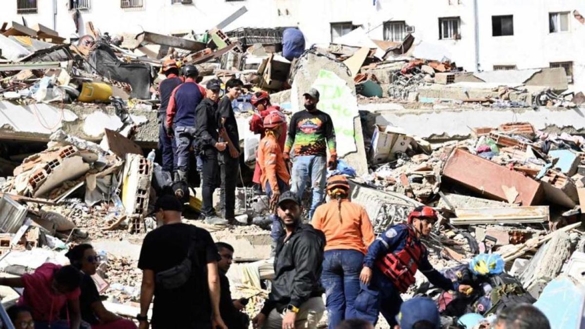 Venezuela sigue contando muertos tras el doble sismo y la cifra ya trepó a 2.954