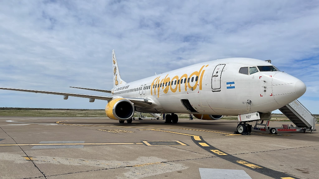 Flybondi acumula nueve días sin operar mientras sigue ofreciendo boletos