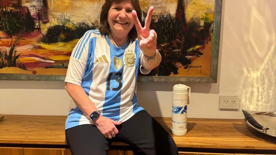 Bullrich y Brito exhibieron gestos sobre Malvinas en medio del malestar de Milei
