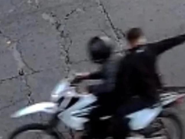 Motochorros asaltaron a un cobrador y le sustrajeron más de $500.000 durante su recorrido