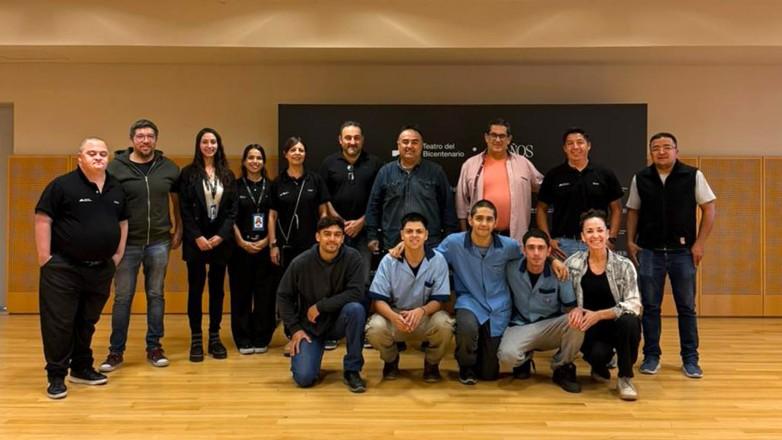 Del aula al laburo: chicos sanjuaninos ya hacen práctica en el Teatro del Bicentenario
