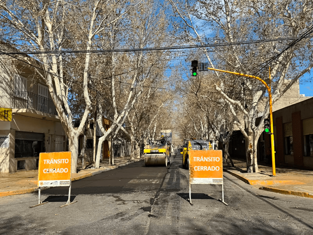 Capital aplicará desvíos por tareas viales en calle Laprida