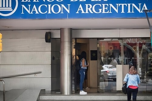 La mora pega fuerte y los bancos salen a ofrecer refinanciaciones largas