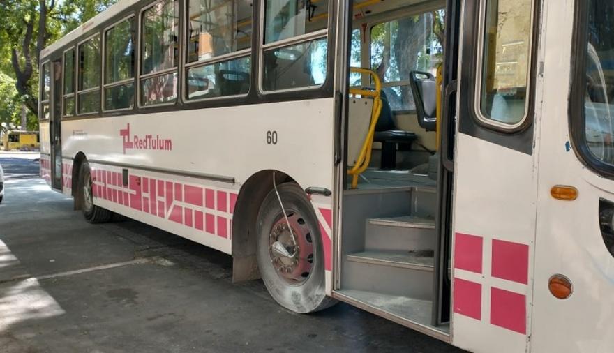 Una joven denunció un abuso y el acusado terminó detenido en plena unidad