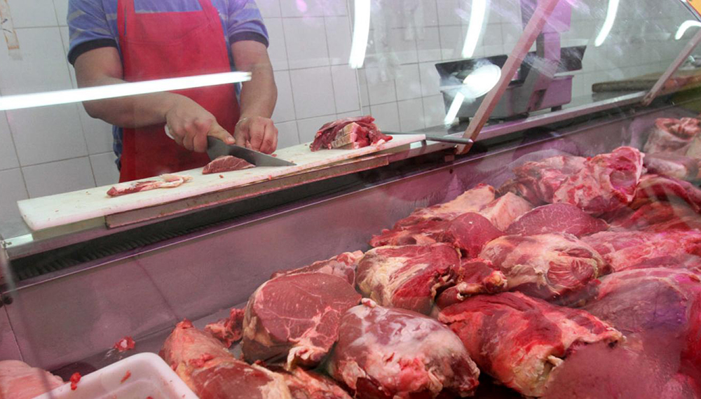 La carne sigue en caída y el consumo quedó por el piso