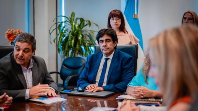Inflación, cláusula gatillo y sueldos: lo que se juega en la próxima paritaria docente