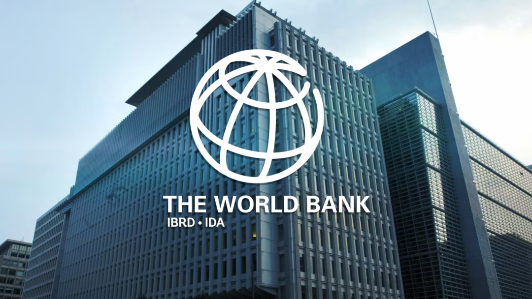 El Banco Mundial habilitó avales por USD 2.000 millones para bajar el costo de la deuda argentina