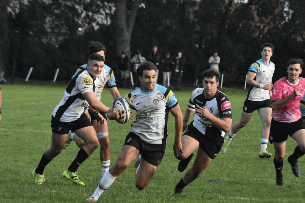 Agónico empate de Universitario en Mar del Plata