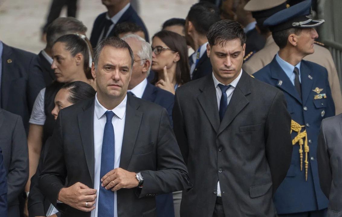 El patrimonio de Adorni sacude al Congreso y la oposición quiere forzar una respuesta