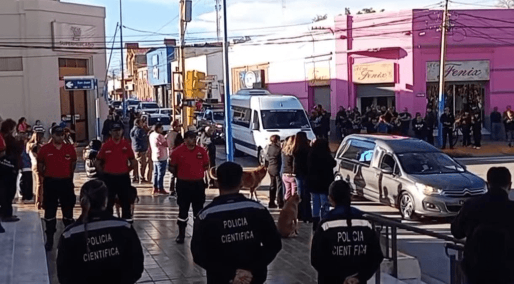Jáchal despidió entre aplausos y lágrimas a Rubén Castro, una de las víctimas del accidente aéreo en Valle Fértil