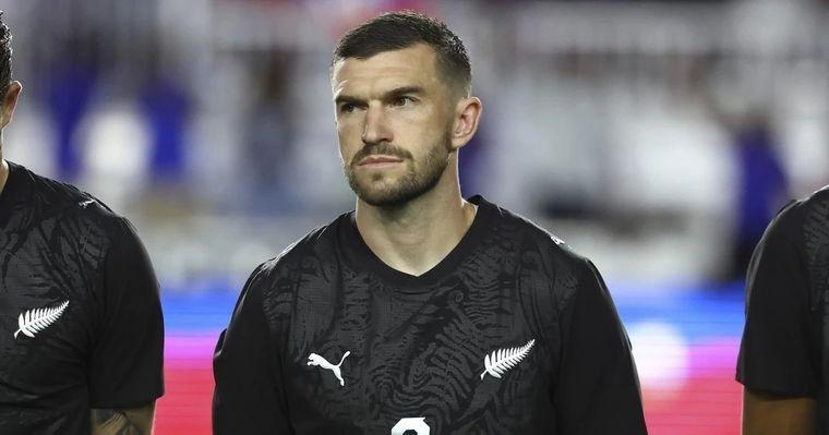 Riestra se mueve por la figura viral de Tim Payne y sorprende al fútbol argentino