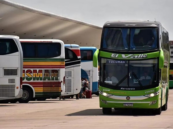 El Gobierno eliminó compensaciones y crecen las dudas sobre los pasajes gratuitos