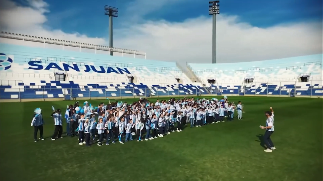 El Coro de Niños de la UNSJ presentó su videoclip mundialista grabado en el Bicentenario