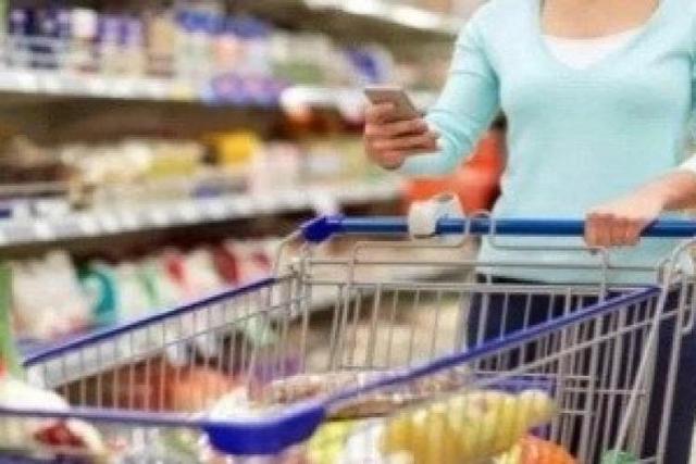 La confianza del consumidor volvió a retroceder en julio y acumuló una baja de 14,16%