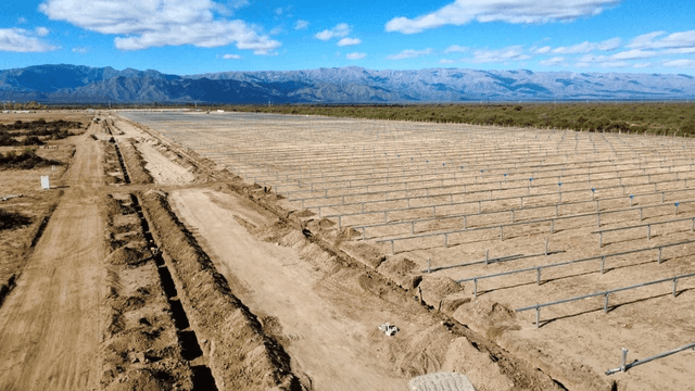 San Luis: Calicanto Solar supera el 41% de avance y concentra inversión local