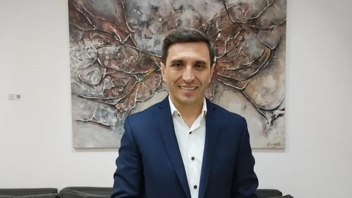 Andino rechazó la reforma del Banco Central y dijo que el plan de Milei apunta a "peruanizar" la economía