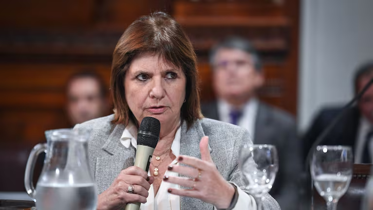 Bullrich redobla la presión y apunta contra Adorni en plena interna libertaria