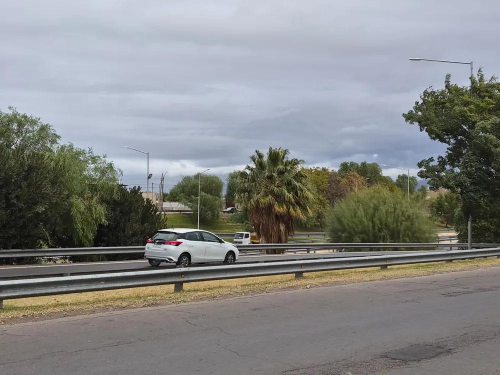 Arranca helado y con banco de niebla: el martes se hace sentir en la provincia