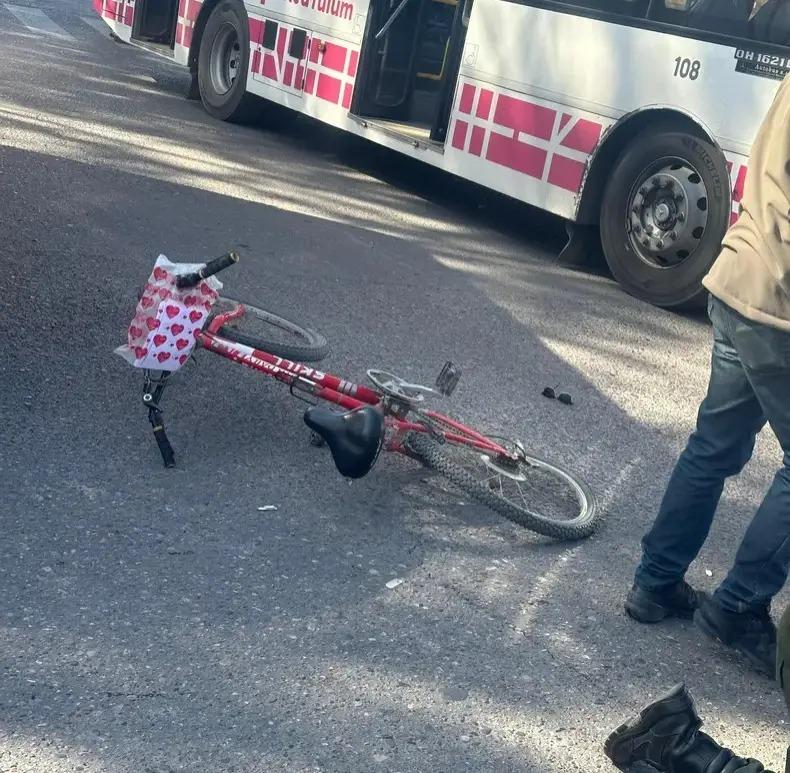 La Justicia endureció la acusación contra el colectivero por la muerte de una ciclista en Marquesado