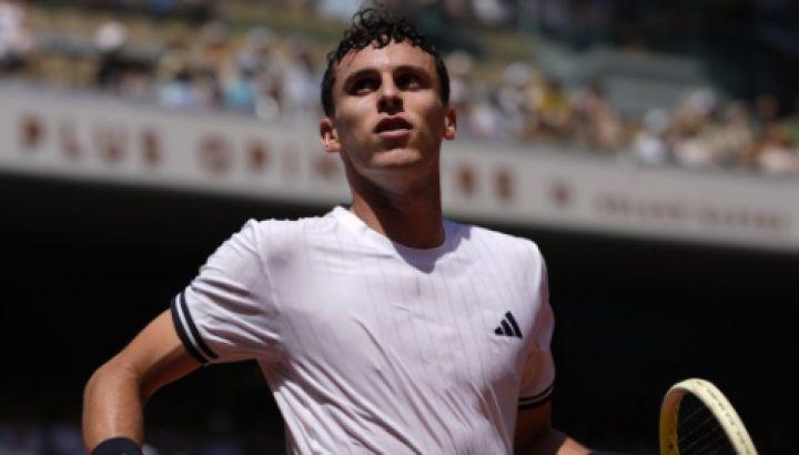 Cerúndolo quedó eliminado en Roland Garros tras una dura serie ante Berrettini