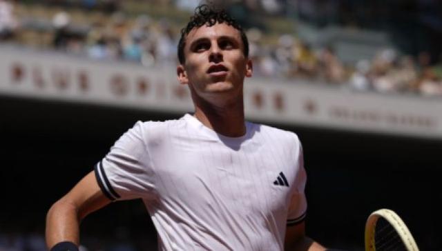 Cerúndolo quedó eliminado en Roland Garros tras una dura serie ante Berrettini