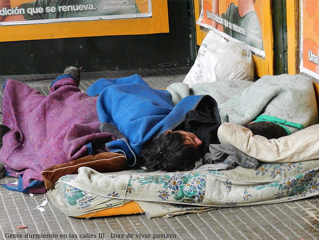 La pobreza repuntó al 30% en el inicio de 2026, de acuerdo con la UCA