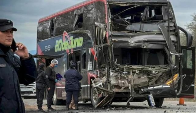 Siguen las pericias por el choque entre un ómnibus y un camión en la Ruta 34