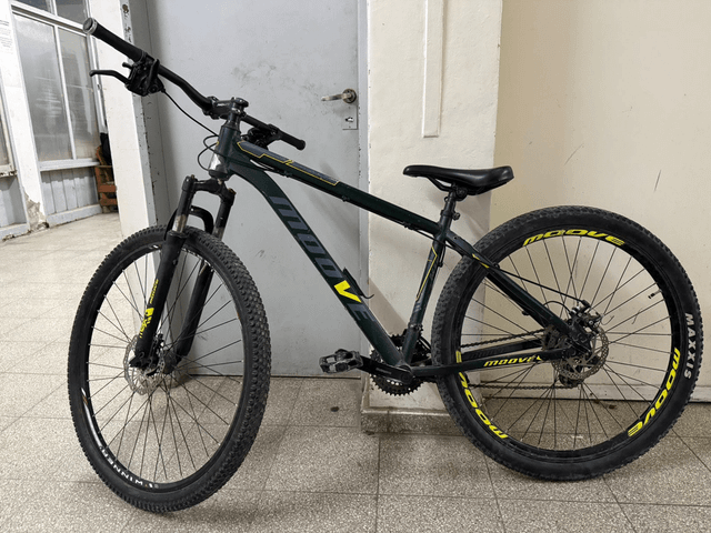 Dos hombres quedaron vinculados tras ser hallados con una bicicleta sustraída