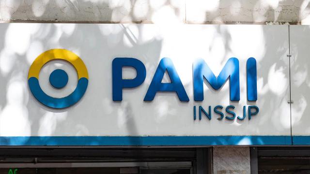 Prestadores de PAMI frenan nuevos turnos y evalúan suspender cirugías no urgentes