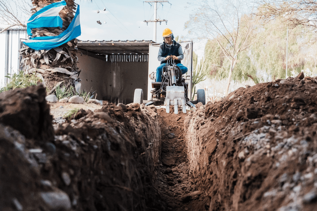 Rawson financia con recursos propios la culminación de la red cloacal en el Barrio SUTIAGYF