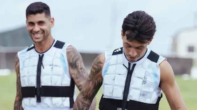 La Selección Argentina entrenó en Kansas con equipamiento especial para el calor