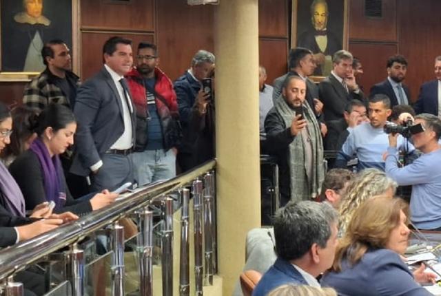 Orrego respaldó la ley de financiamiento y cuestionó el voto opositor en Diputados