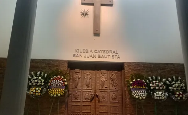La Catedral recibe este sábado la misa de despedida para las siete víctimas del choque aéreo en Valle Fértil