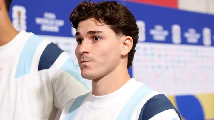 Un posteo del Atlético encendió más la novela de Julián Álvarez